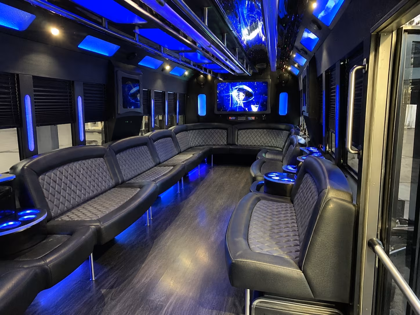 diamond bar 28 passenger party bus interior