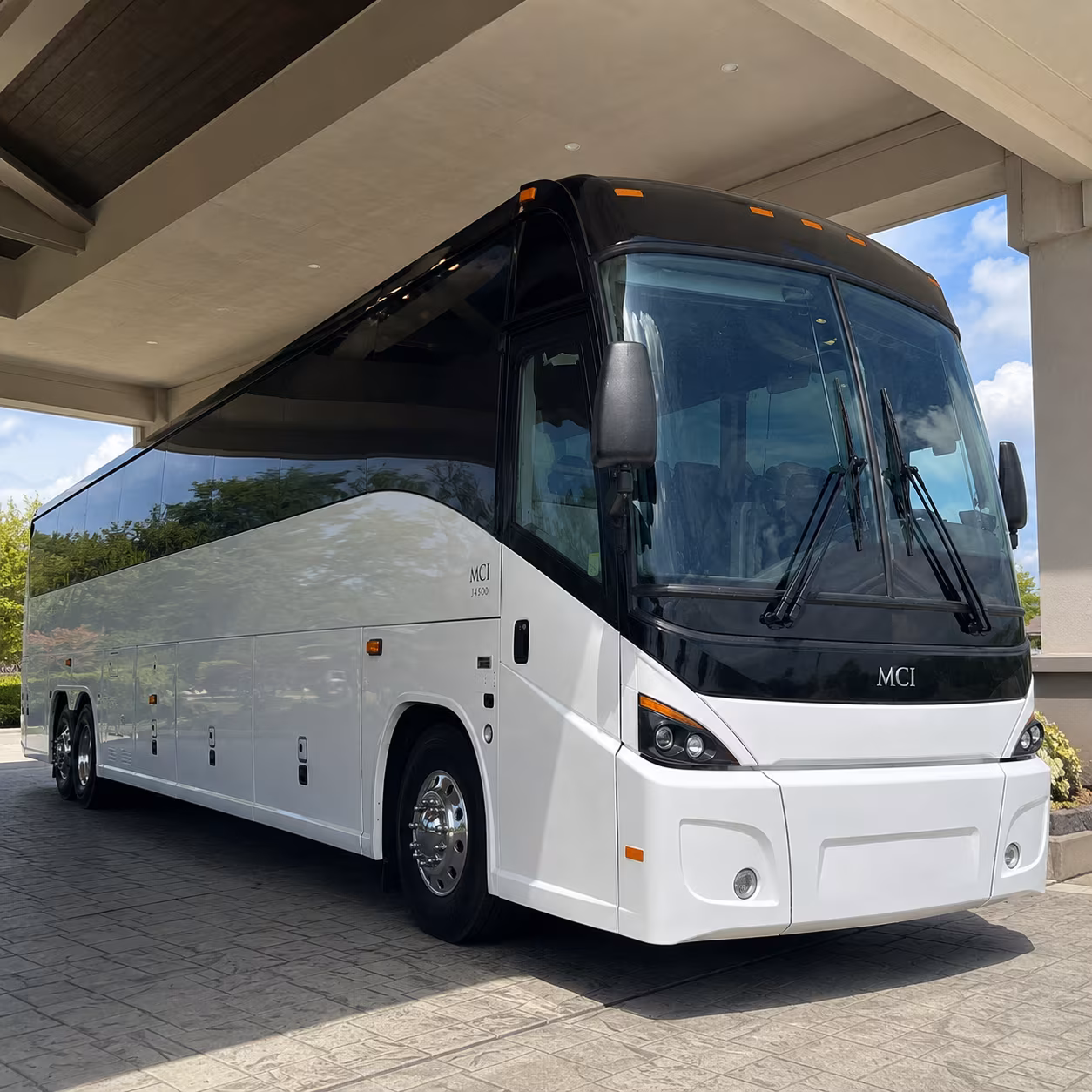 diamondbarcharterbuscompany com can help you get to john wayne airport without the southbound sr 57 headache